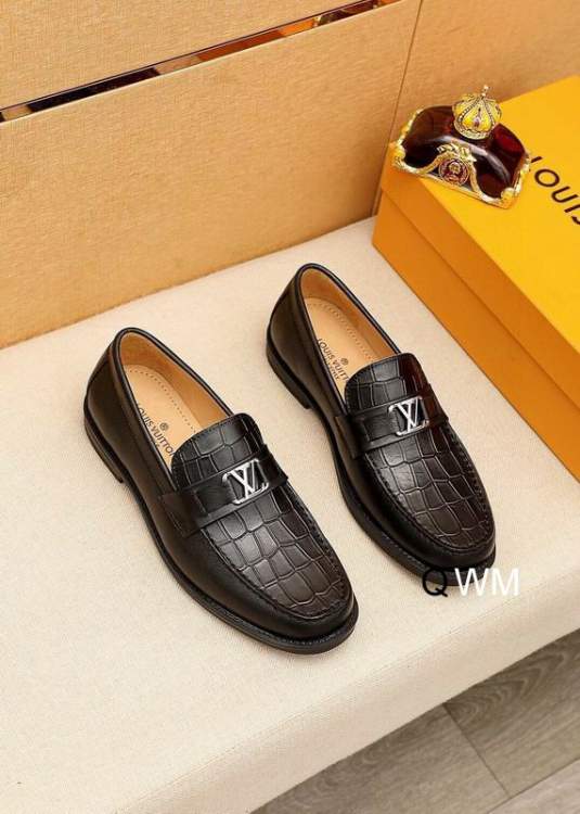 Picture of Louis Vuitton Shoes _SKULVsz38-45WM080113269